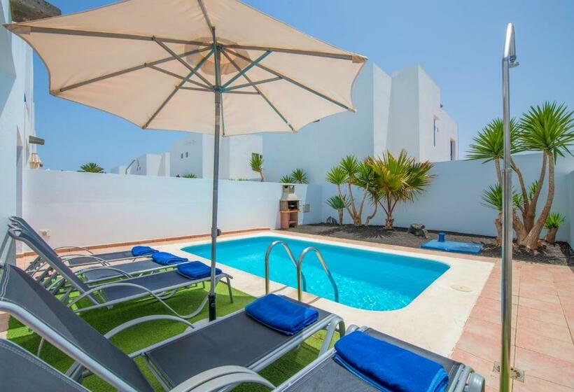 수영장이 있는 3베드룸 빌라, Villas Puerto Rubicon