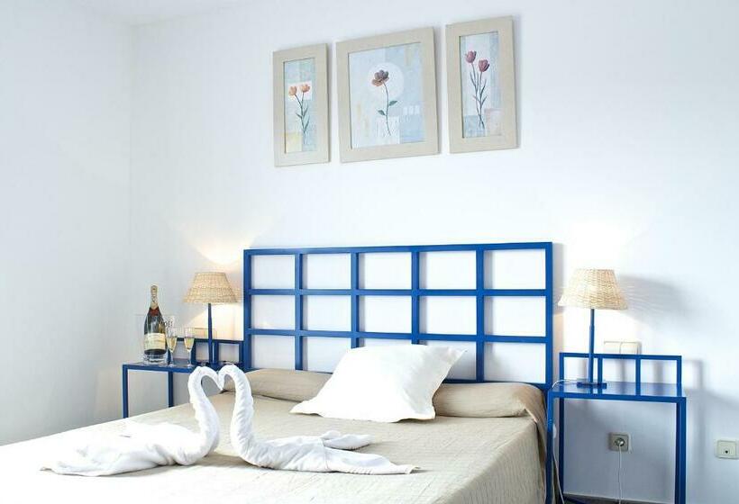 수영장이 있는 3베드룸 빌라, Villas Puerto Rubicon