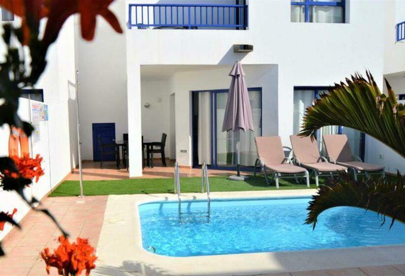 수영장이 있는 3베드룸 빌라, Villas Puerto Rubicon