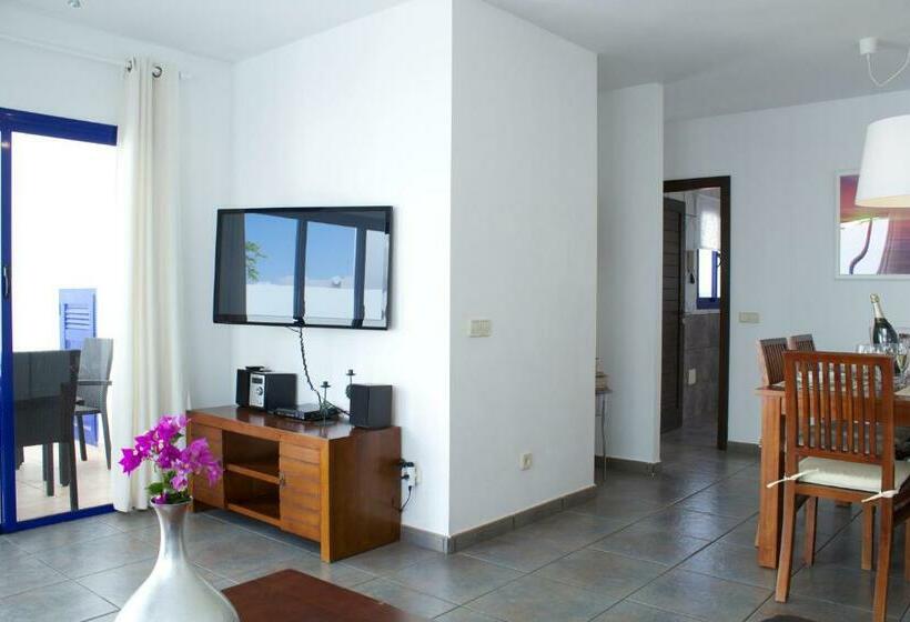 수영장이 있는 3베드룸 빌라, Villas Puerto Rubicon