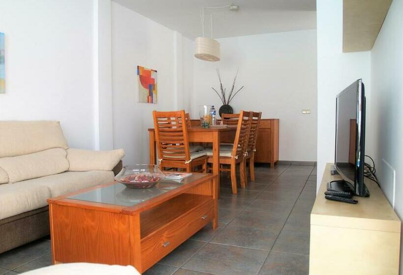 수영장이 있는 3베드룸 빌라, Villas Puerto Rubicon