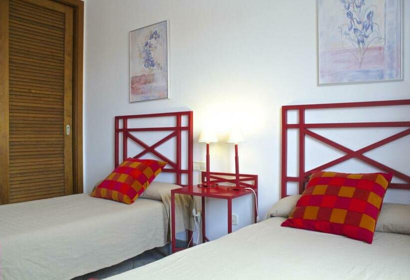 수영장이 있는 3베드룸 빌라, Villas Puerto Rubicon