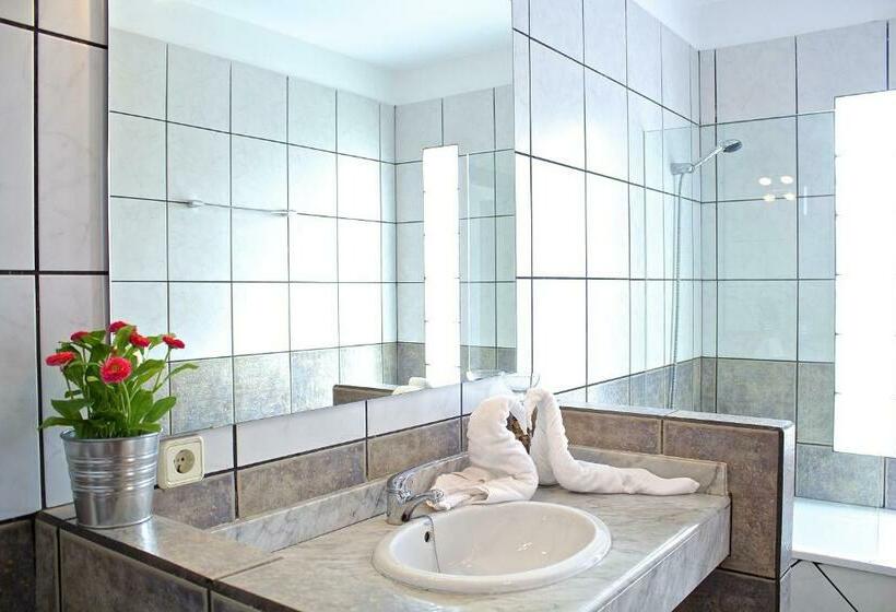 수영장이 있는 3베드룸 빌라, Villas Puerto Rubicon