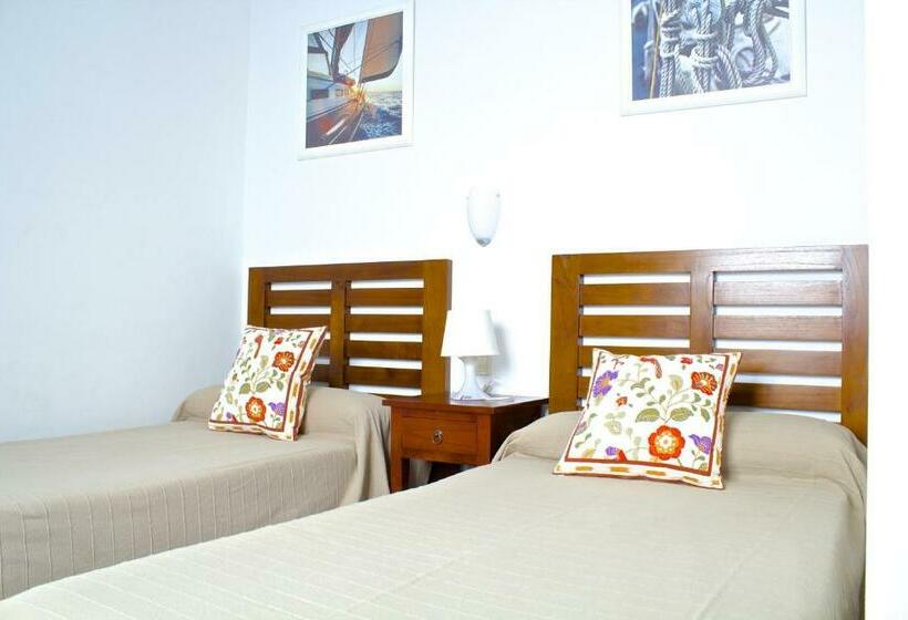 수영장이 있는 3베드룸 빌라, Villas Puerto Rubicon