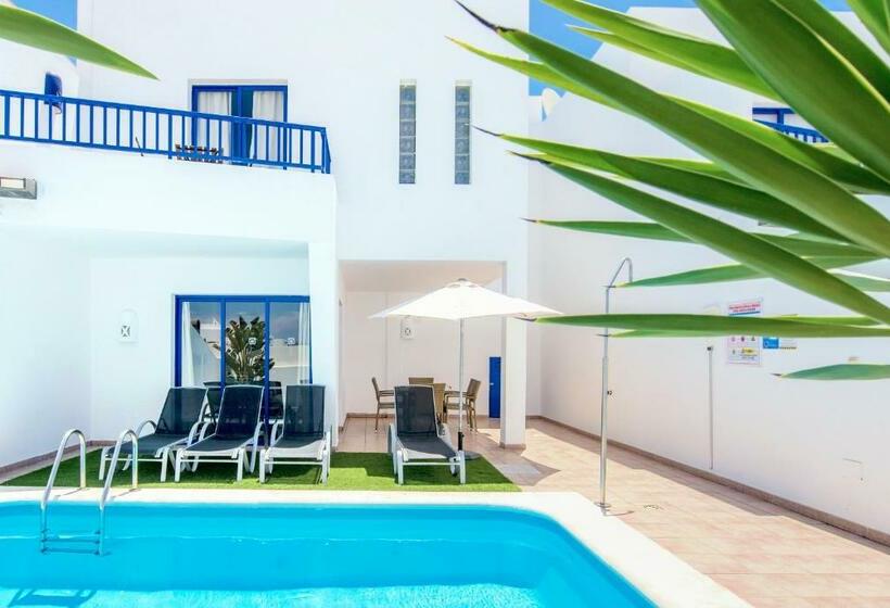 수영장이 있는 3베드룸 빌라, Villas Puerto Rubicon