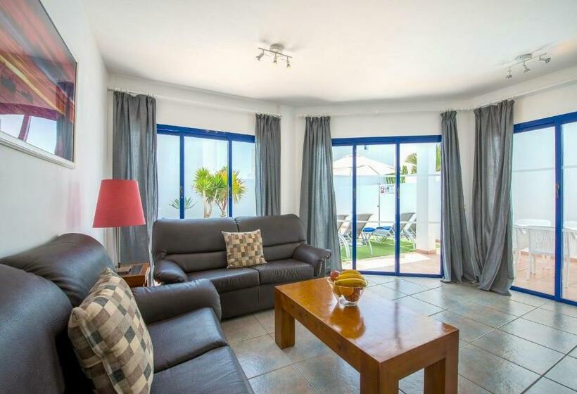 수영장이 있는 3베드룸 빌라, Villas Puerto Rubicon