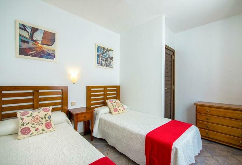 수영장이 있는 3베드룸 빌라, Villas Puerto Rubicon