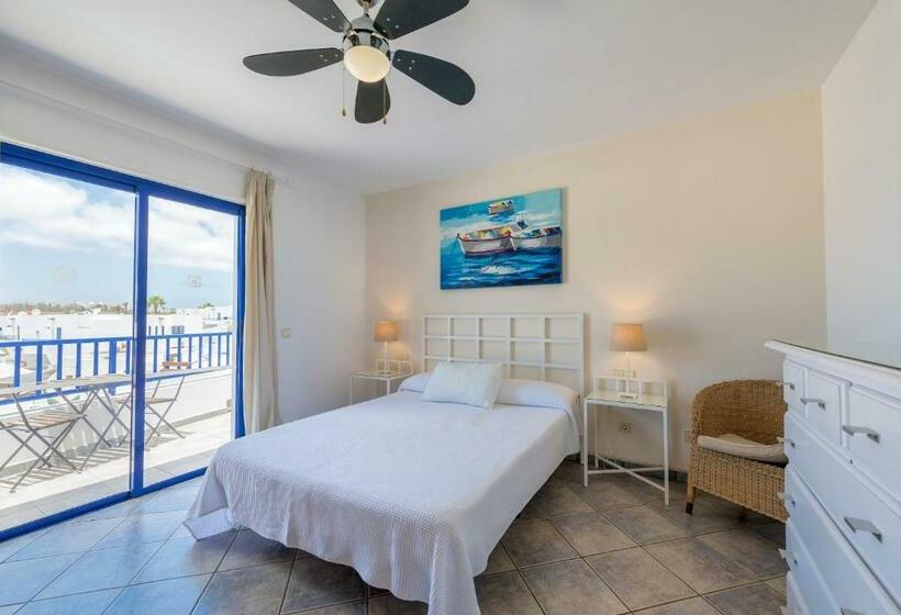 Вилла 3 Спальни с Бассейном, Villas Puerto Rubicon