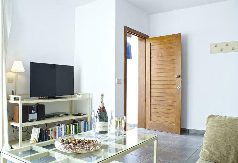 수영장이 있는 3베드룸 빌라, Villas Puerto Rubicon