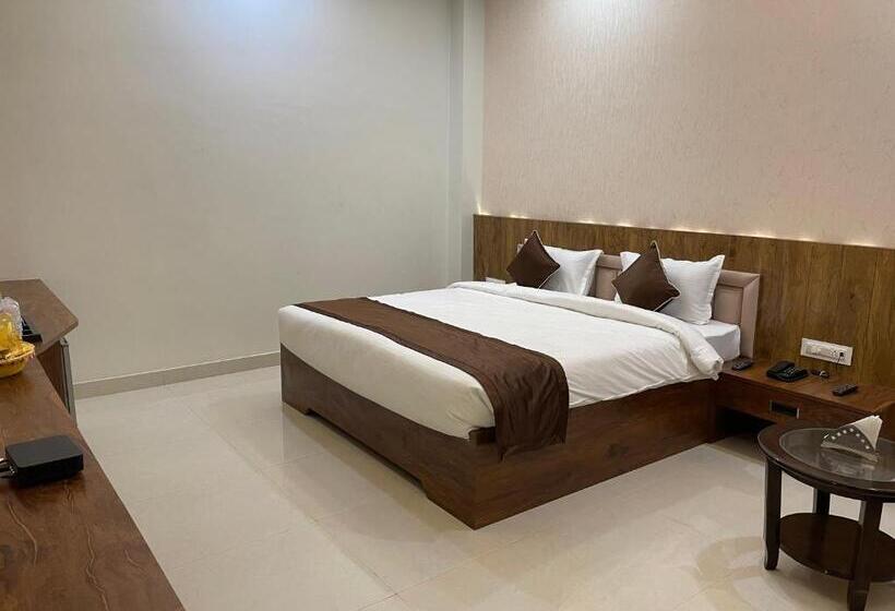 デラックスルーム, Maheshwari Jalsa