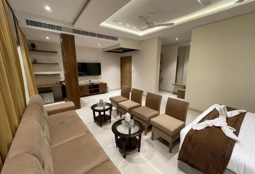 スイート, Maheshwari Jalsa