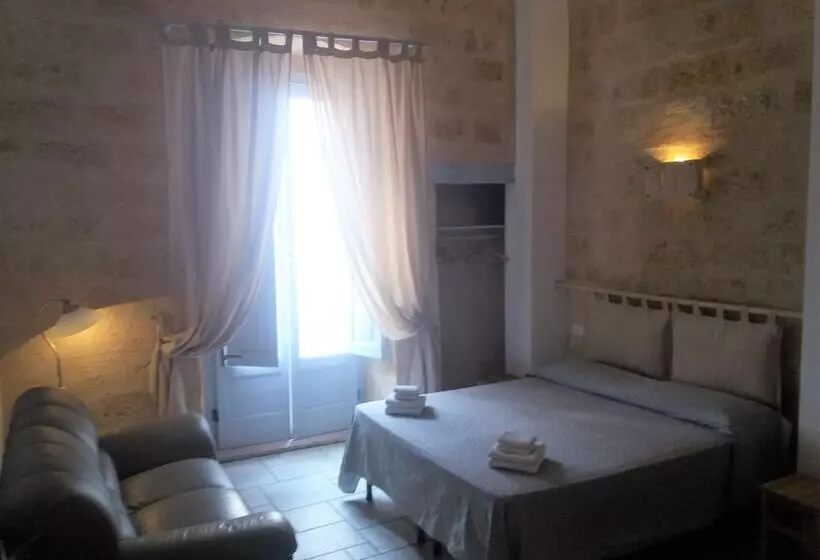 استودیوی کلاسیک, Bed & Breakfast Casa Lopez
