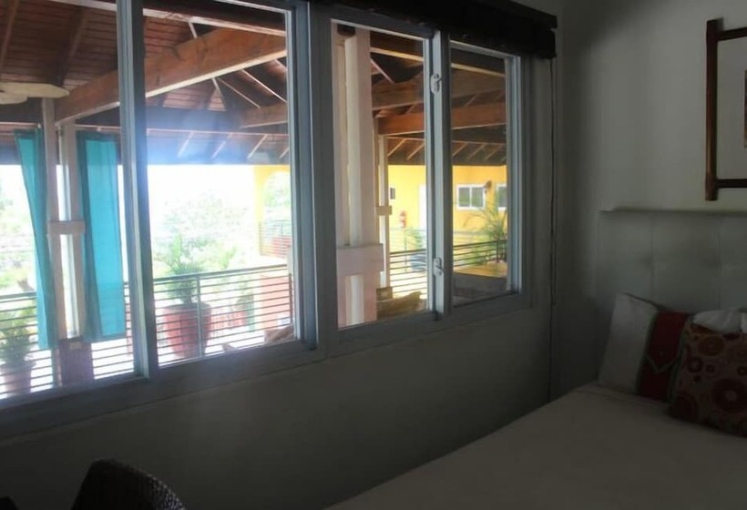 اتاق استاندارد, Altamont West