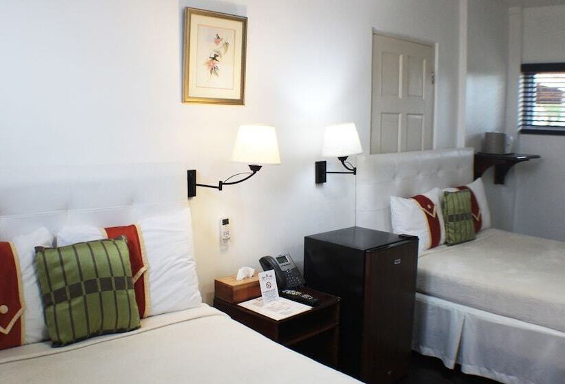 اتاق سوپریور, Altamont West