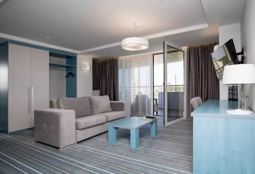 سوئیت جونیور با تراس, Atlantic Garden Resort