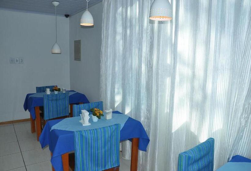 标准单人间, Blue Star Ii