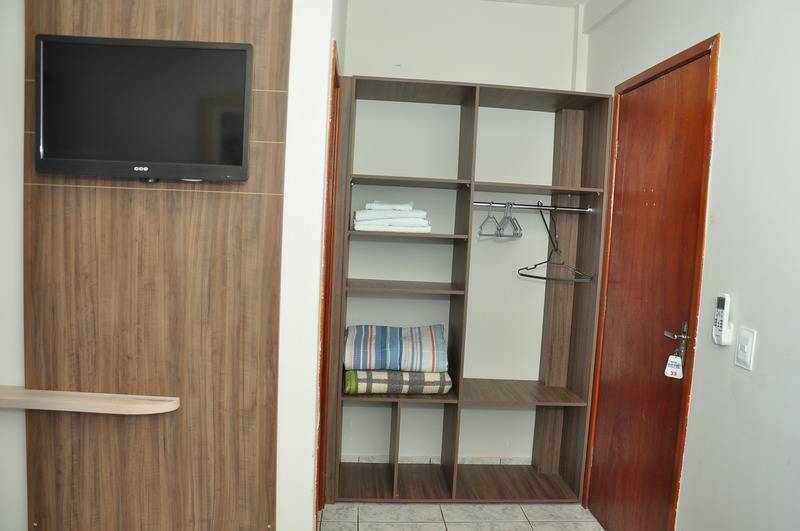 标准三人间, Blue Star Ii