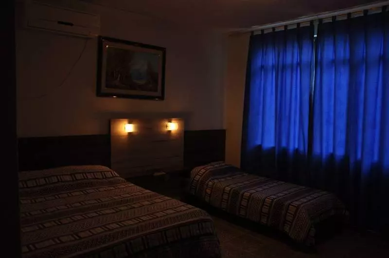 اتاق استاندارد سه نفره, Blue Star Ii