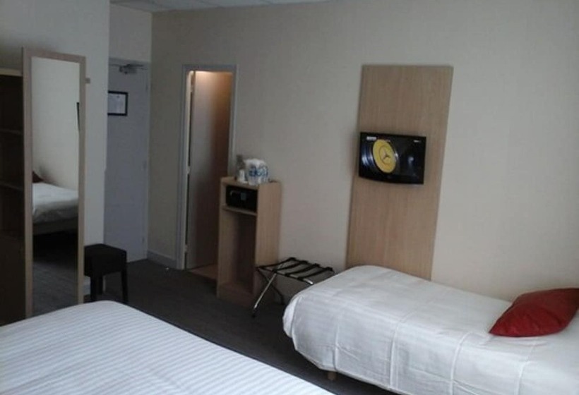 غرفة قياسية ثلاثية, Carmin