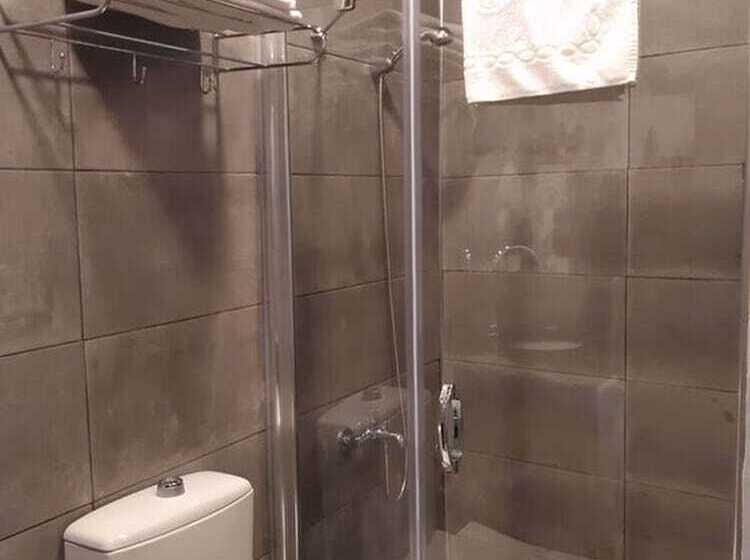 اتاق استاندارد, Corner Hot