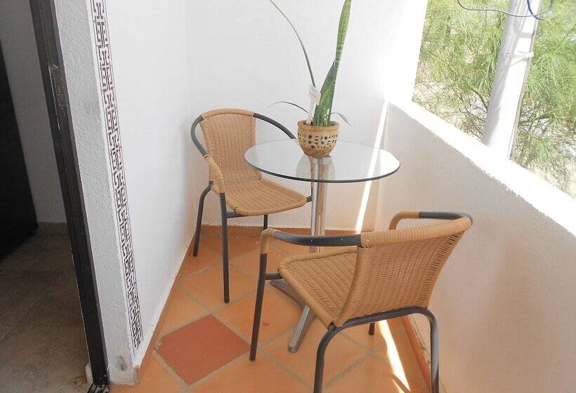 スーペリアールーム, Ki Kuxtah