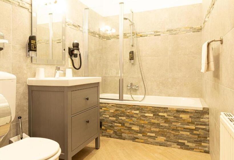 اتاق استاندارد, Klimt