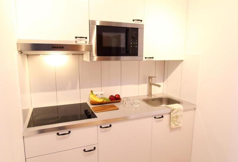 اتاق خانوادگی, Klimt