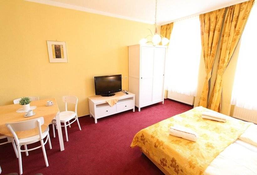 اتاق استاندارد چهار تخته, Klimt