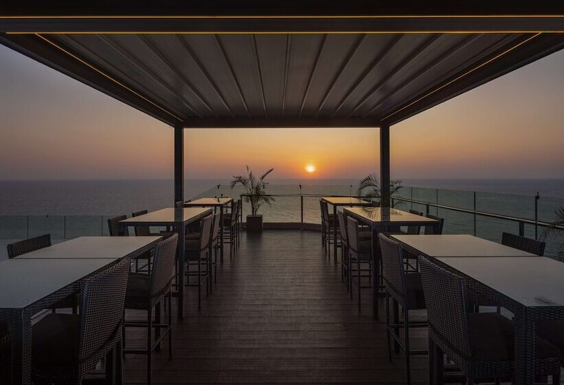 חדר פרמיום, Radisson Hotel Colombo