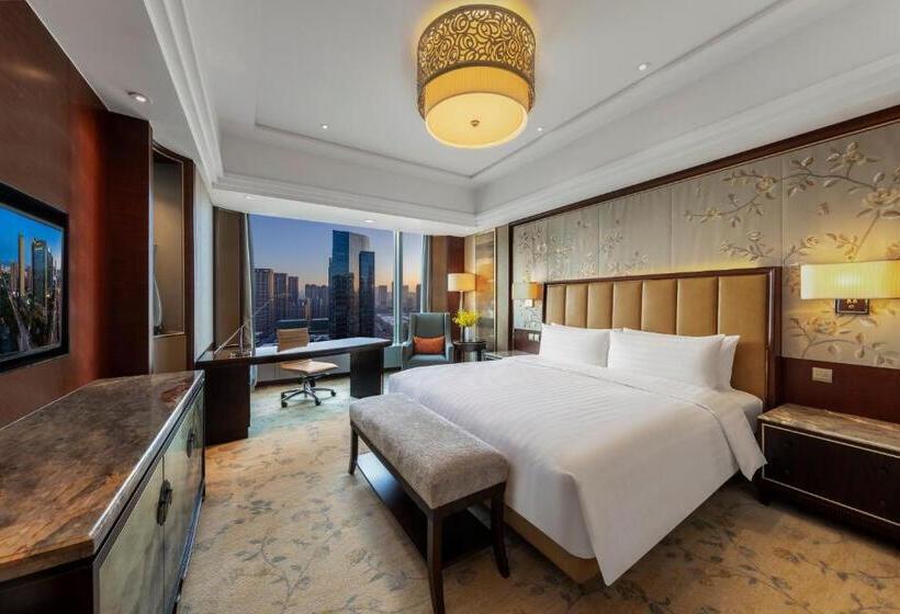 اتاق دلوکس با تخت کینگ و چشم‌انداز شهر, Shangrila Shenyang