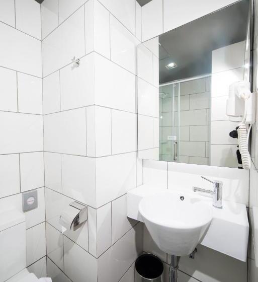 Номер Стандарт, Tune Hotel Klia Klia2