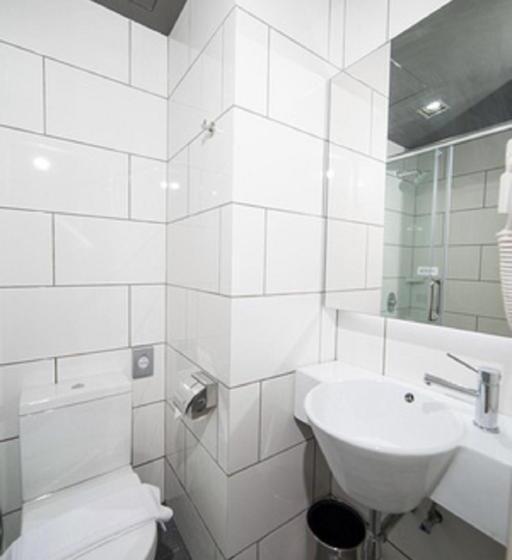 Семейный Номер, Tune Hotel Klia Klia2