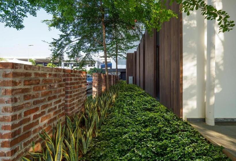 Номер Стандарт Вид на Сад, Tune Hotel Klia Klia2