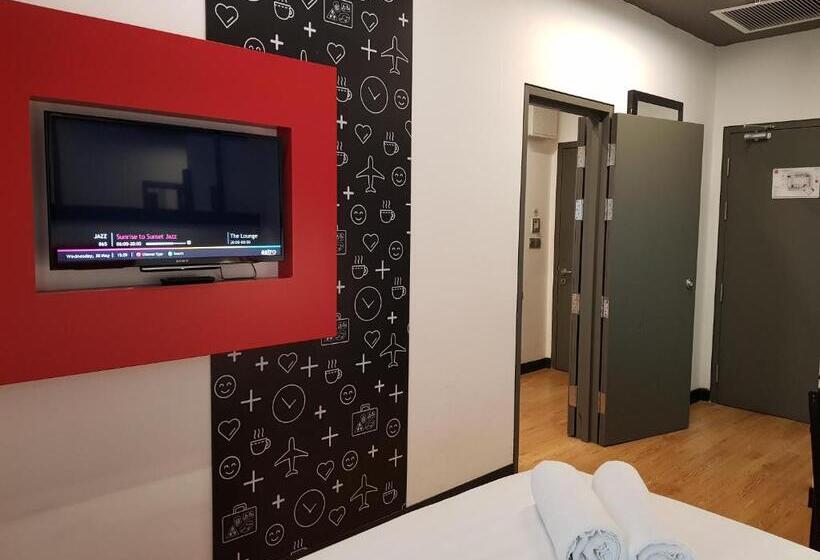 Четырехместный Номер Стандарт, Tune Hotel Klia   Klia2