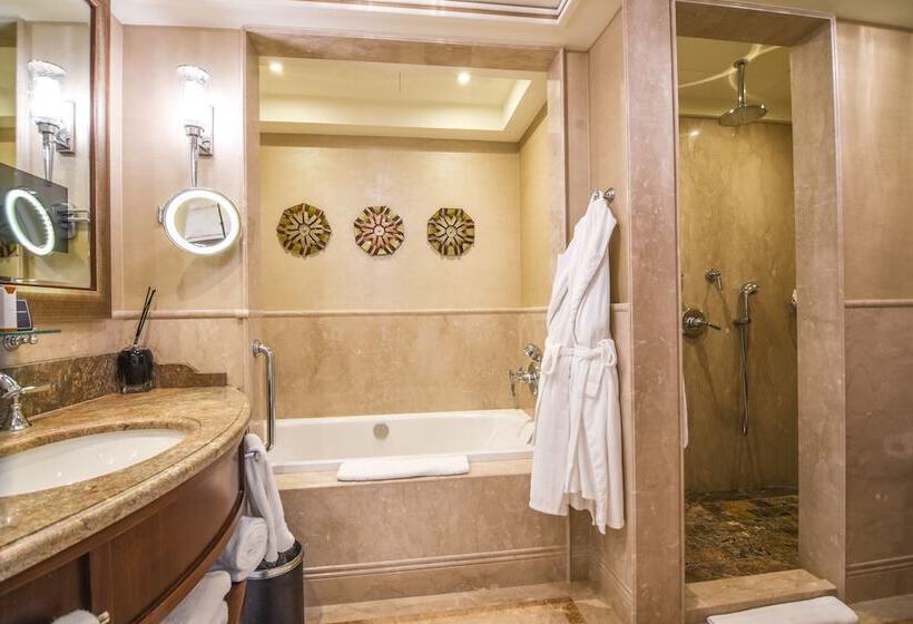 חדר דלוקס, Waldorf Astoria Jerusalem