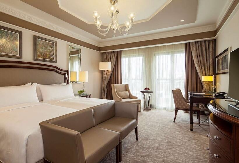 חדר דלוקס עם מרפסת, Waldorf Astoria Jerusalem