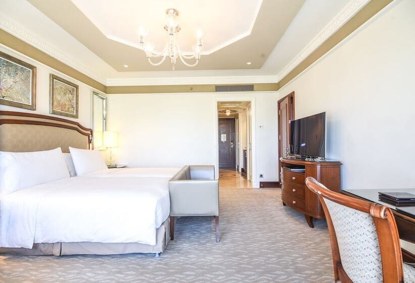 חדר דלוקס עם מרפסת, Waldorf Astoria Jerusalem