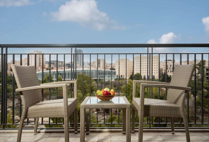 חדר דלוקס עם מרפסת, Waldorf Astoria Jerusalem
