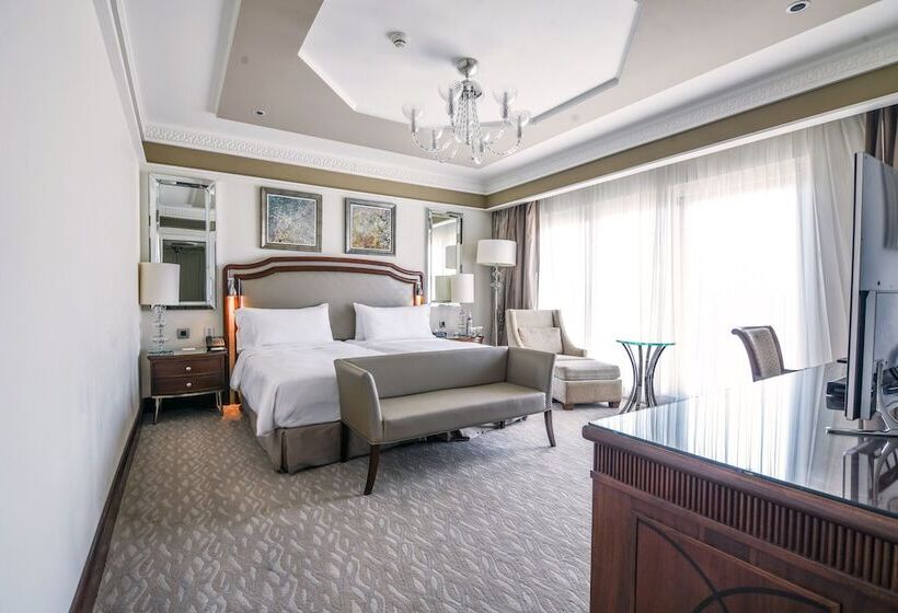 חדר דלוקס עם מרפסת, Waldorf Astoria Jerusalem