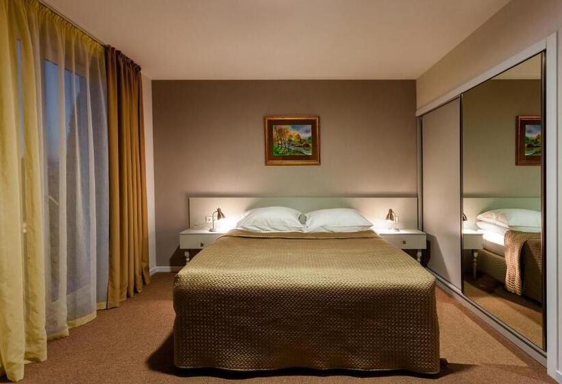 اتاق استاندارد, Zp Palace