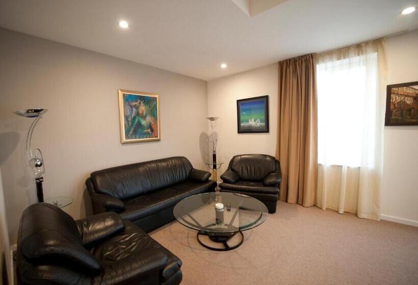 سوییت, Zp Palace