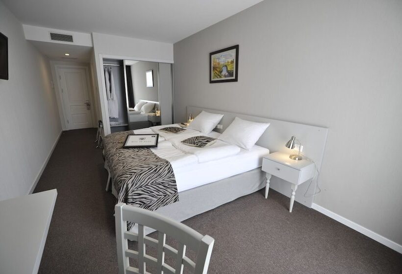 اتاق استاندارد, Zp Palace