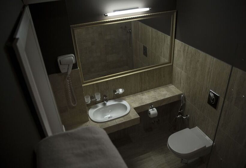 اتاق خانوادگی, Zp Palace