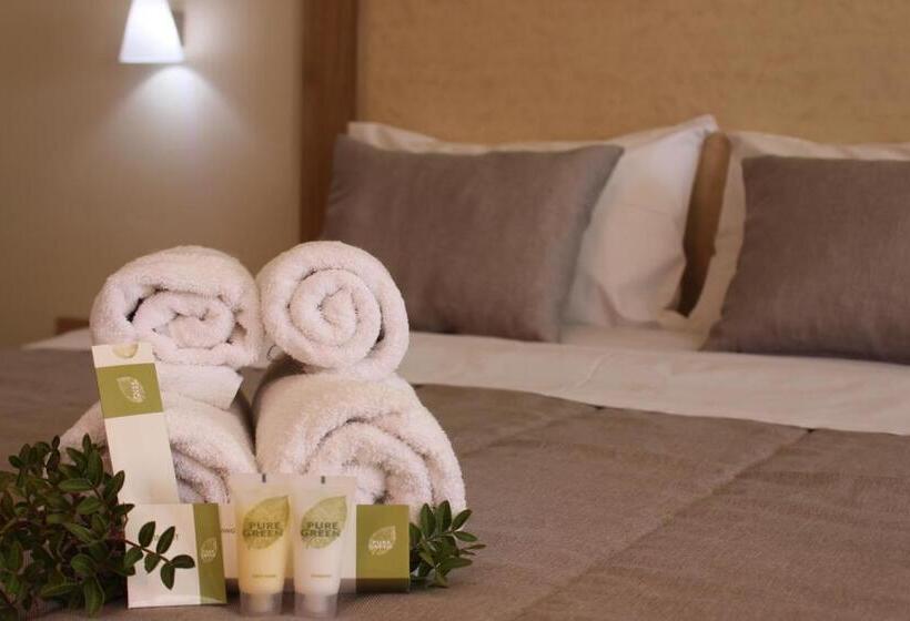 شقة غرفة واحدة, Kristi Apartments