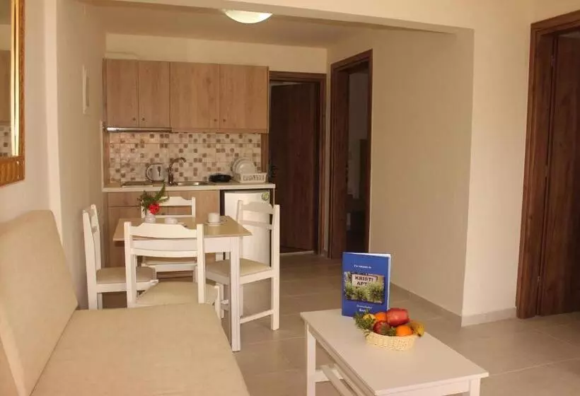２ベッドルームハウス, Kristi Apartments