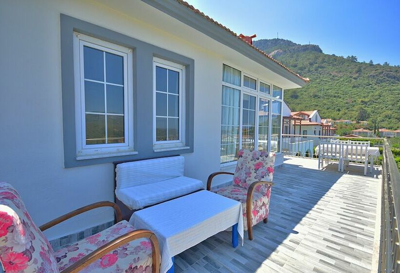 침실 3개 빌라, Mountain Valley Oludeniz