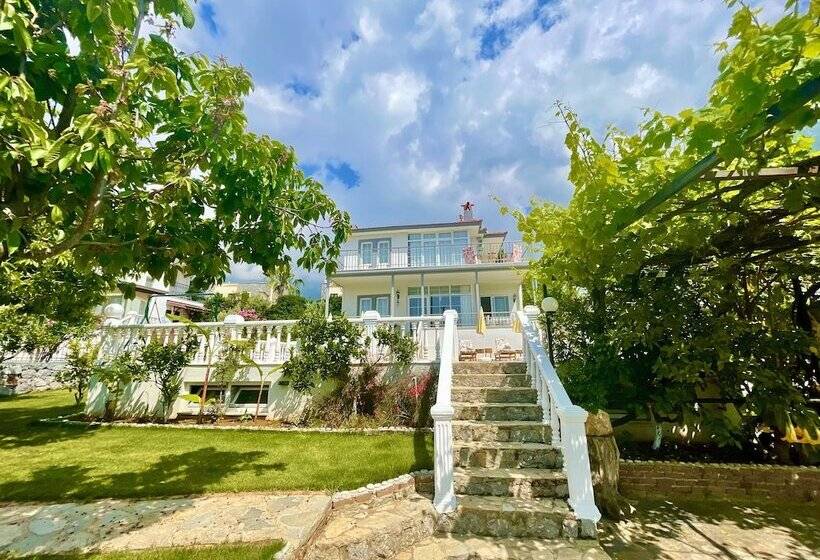 침실 3개 빌라, Mountain Valley Oludeniz