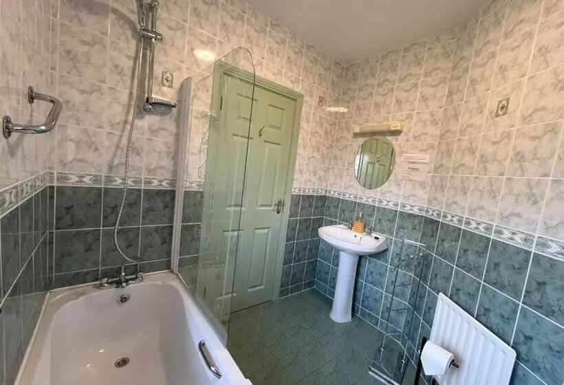 スタンダードトリプルルーム, Pk Lodge B&b