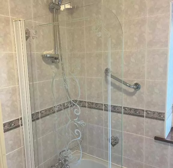 ファミリールーム, Pk Lodge B&b