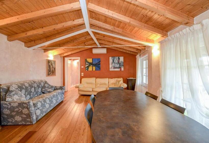 2 Bedrooms Apartment Lake View, Barchi Resort Apartments & Suites